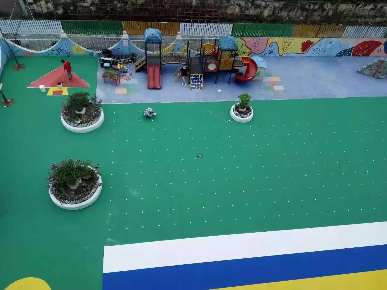 深圳龍崗幼兒園塑膠地面 EPDM橡膠地面